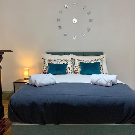 Stamer House By Yourstays, Stylish Quirky House, With 4 Double Bedrooms, Book Now! Stoke-on-Trent Zewnętrze zdjęcie