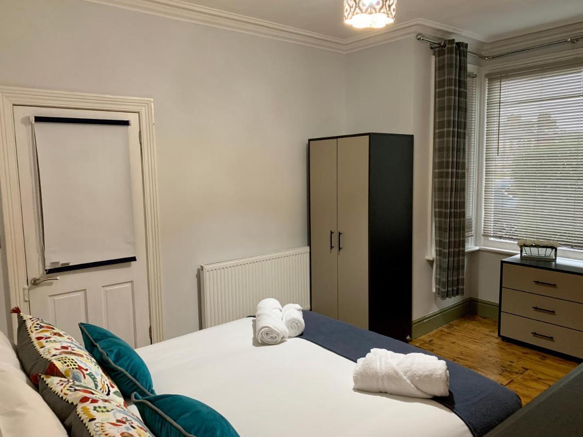Stamer House By Yourstays, Stylish Quirky House, With 4 Double Bedrooms, Book Now! Stoke-on-Trent Zewnętrze zdjęcie