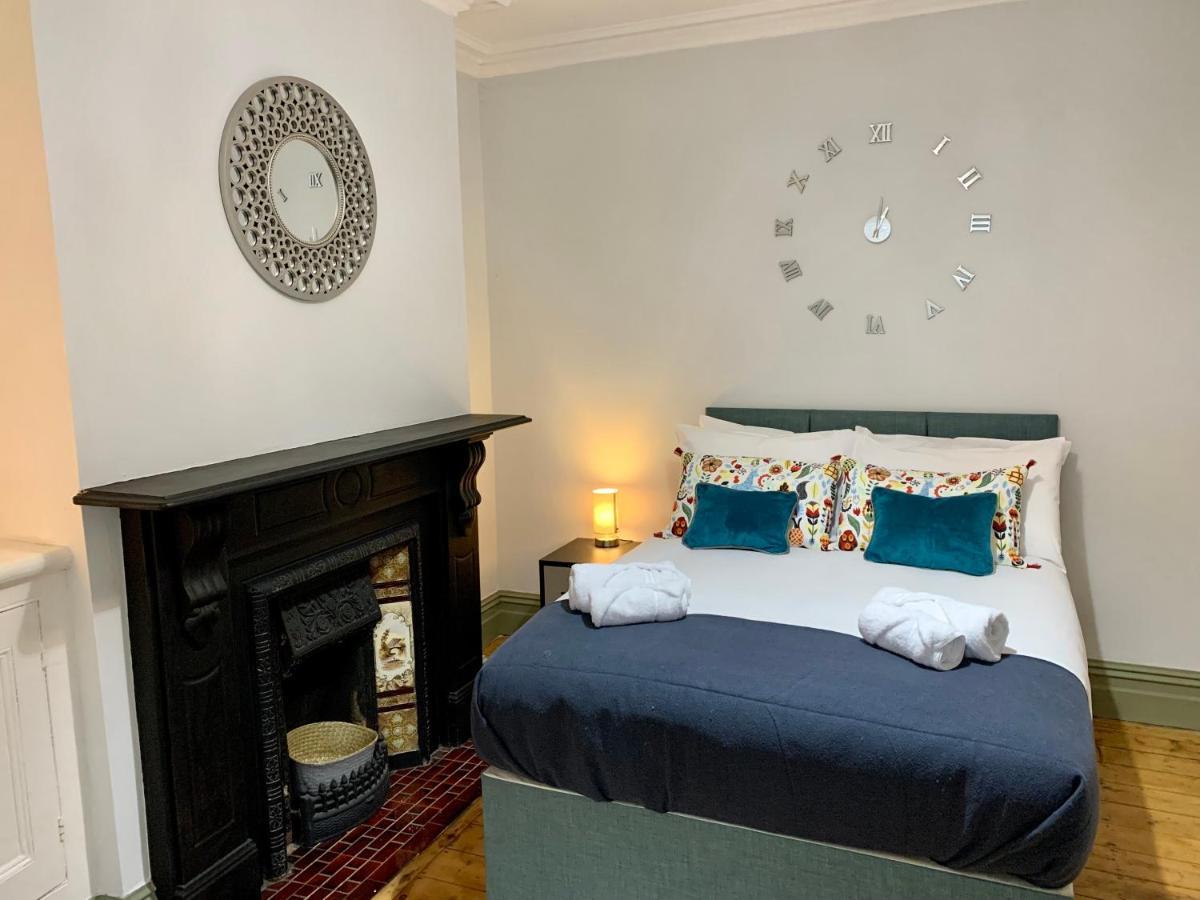 Stamer House By Yourstays, Stylish Quirky House, With 4 Double Bedrooms, Book Now! Stoke-on-Trent Zewnętrze zdjęcie