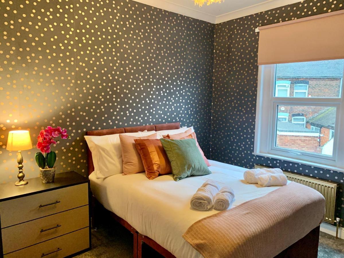 Stamer House By Yourstays, Stylish Quirky House, With 4 Double Bedrooms, Book Now! Stoke-on-Trent Zewnętrze zdjęcie